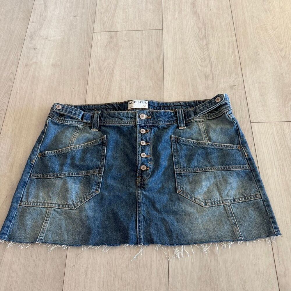 Free people womens demin skirt size 33